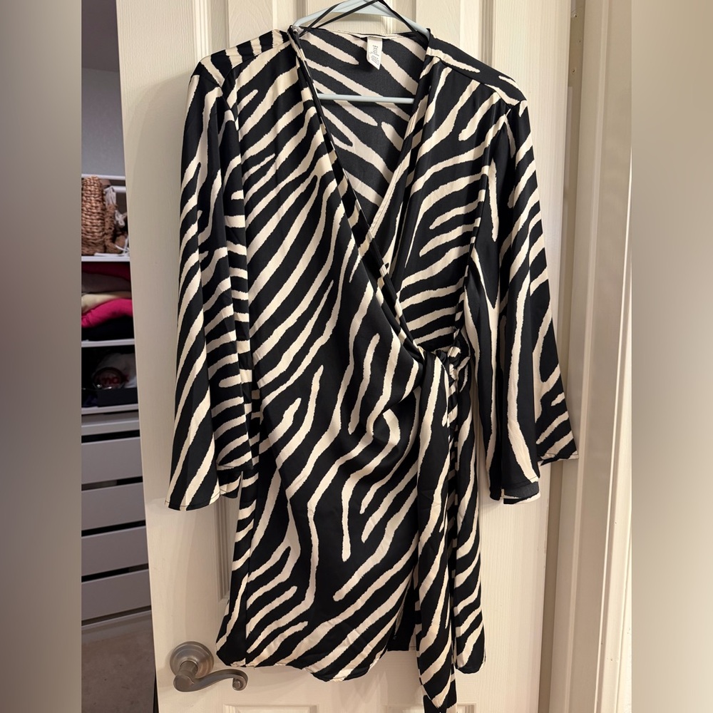 H&M Black and White Zebra Print wrap dress